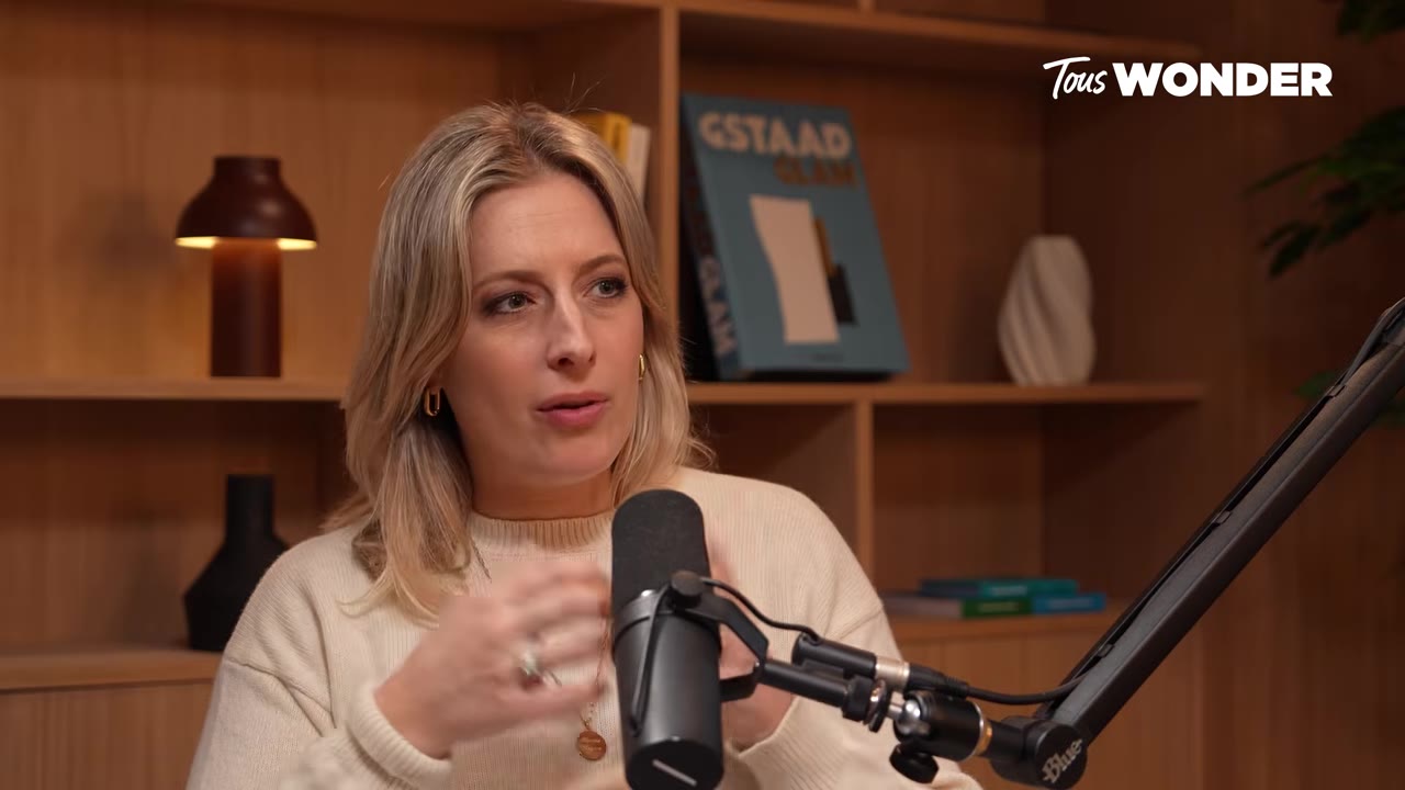 Défier la mort pour toucher le ciel : l'épopée résiliente d'Orianne Aymard sur l'Everest et le Lhotse — Qui est Oriane Aymard et quel a été son premier point de bascule ? (0:00) Défier la mort pour toucher le ciel : l'épopée résiliente d'Orianne Aymard sur l'Everest et le Lhotse — Qui est Oriane Aymard et quel a été son premier point de bascule ? (0:00)