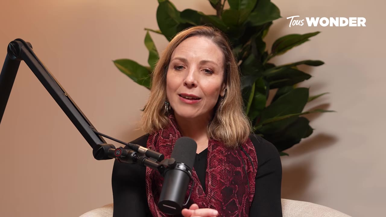 Défier la mort pour toucher le ciel : l'épopée résiliente d'Orianne Aymard sur l'Everest et le Lhotse — Comment les femmes gèrent-elles les défis physiologiques en haute altitude ? (20:00) Défier la mort pour toucher le ciel : l'épopée résiliente d'Orianne Aymard sur l'Everest et le Lhotse — Comment les femmes gèrent-elles les défis physiologiques en haute altitude ? (20:00)