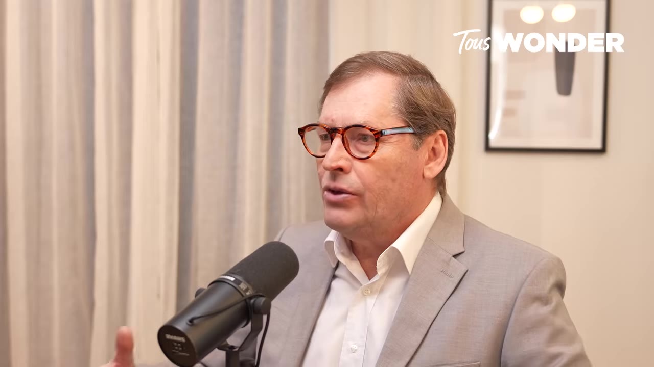 Dans l'ombre du KGB : révélations d'un agent 'illégal' qui a infiltré l'ENA et défié Poutine — Quand Sergei Jirnov a-t-il compris la menace de Vladimir Poutine ? (46:28) Dans l'ombre du KGB : révélations d'un agent 'illégal' qui a infiltré l'ENA et défié Poutine — Quand Sergei Jirnov a-t-il compris la menace de Vladimir Poutine ? (46:28)