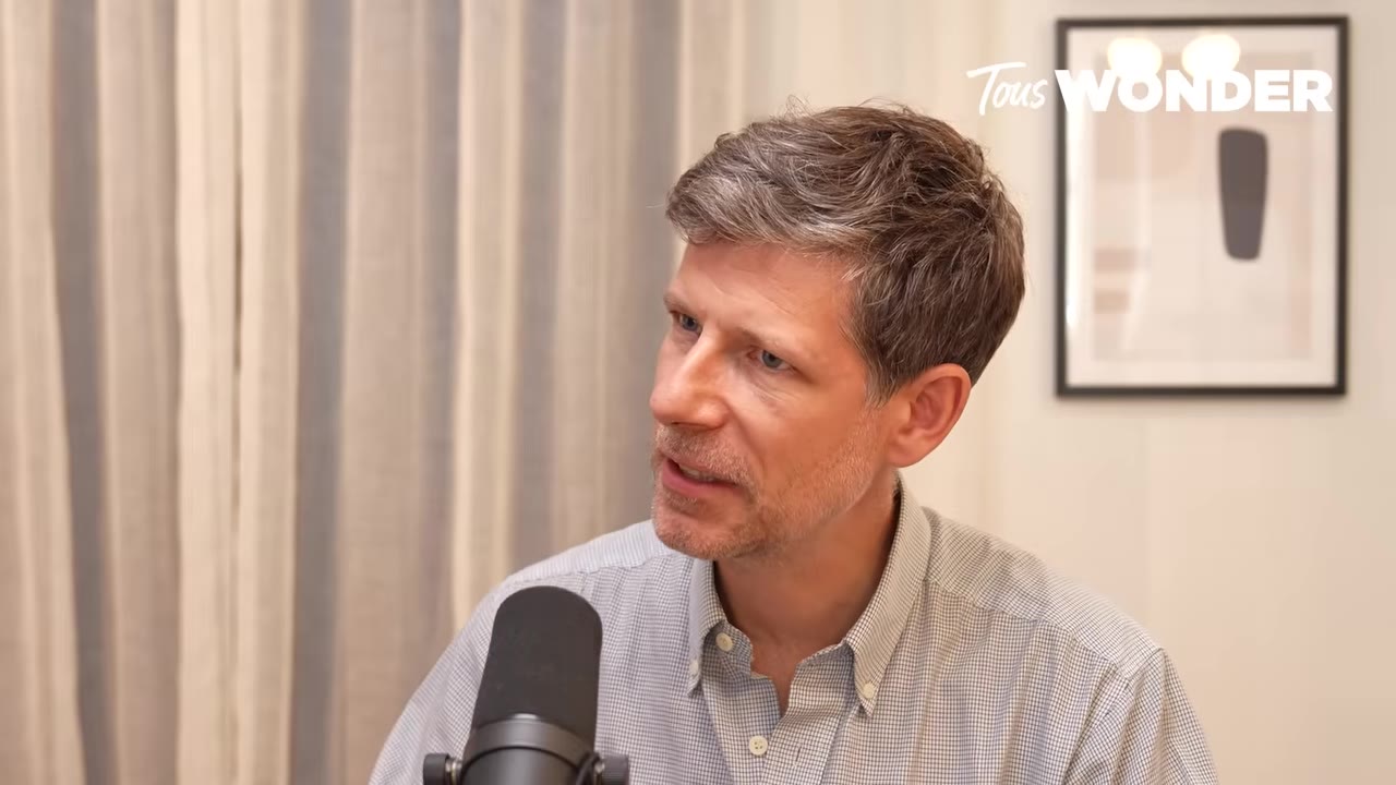 Dans l'intimité des morts illustres : quand le médecin fait parler l'histoire secrète — Qu'est-ce qui a Inspiré Philippe Charlier, le 'Médecin des Morts', à Parler aux Squelettes ? (0:00) Dans l'intimité des morts illustres : quand le médecin fait parler l'histoire secrète — Qu'est-ce qui a Inspiré Philippe Charlier, le 'Médecin des Morts', à Parler aux Squelettes ? (0:00)