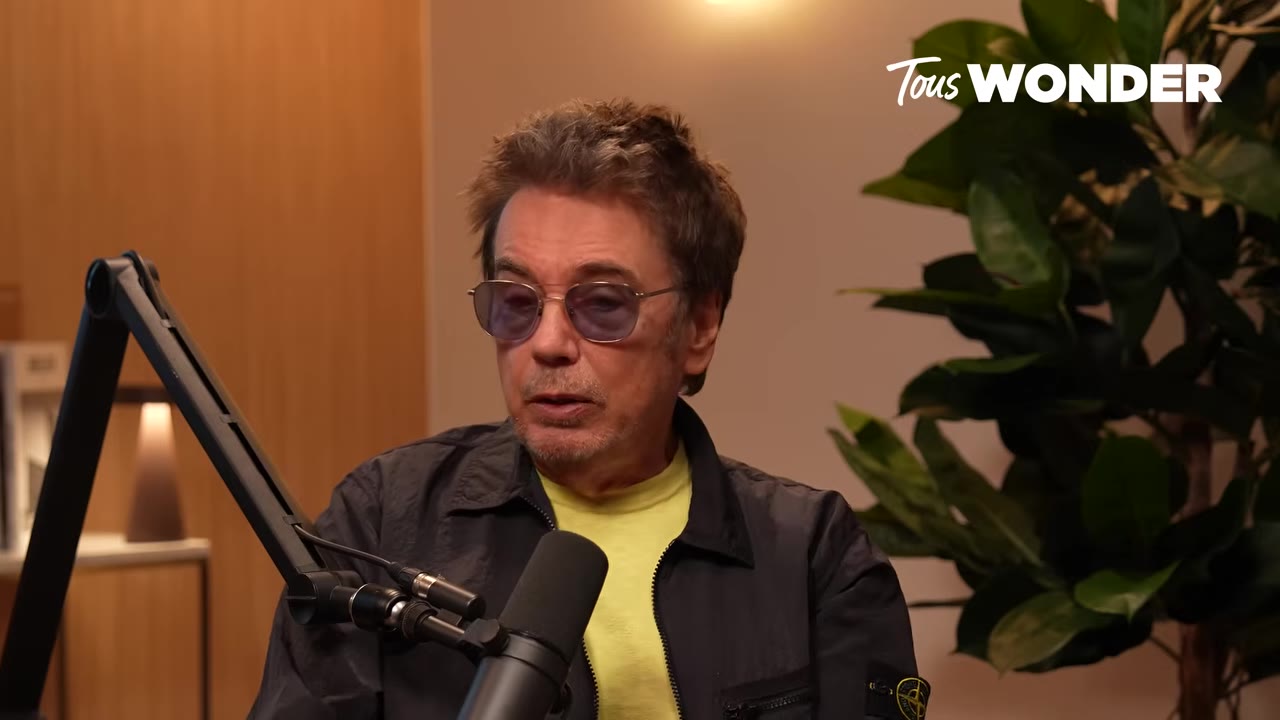 Jean-Michel Jarre : de l’enfance au futur de la musique électronique, une vie guidée par le son et l’innovation — Comment l'Intelligence Artificielle transforme-t-elle la création musicale et visuelle de Jean-Michel Jarre ? (46:51) Jean-Michel Jarre : de l’enfance au futur de la musique électronique, une vie guidée par le son et l’innovation — Comment l'Intelligence Artificielle transforme-t-elle la création musicale et visuelle de Jean-Michel Jarre ? (46:51)